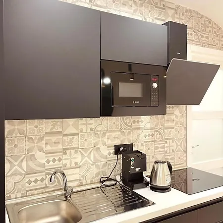 Dante Alighieri 公寓 *